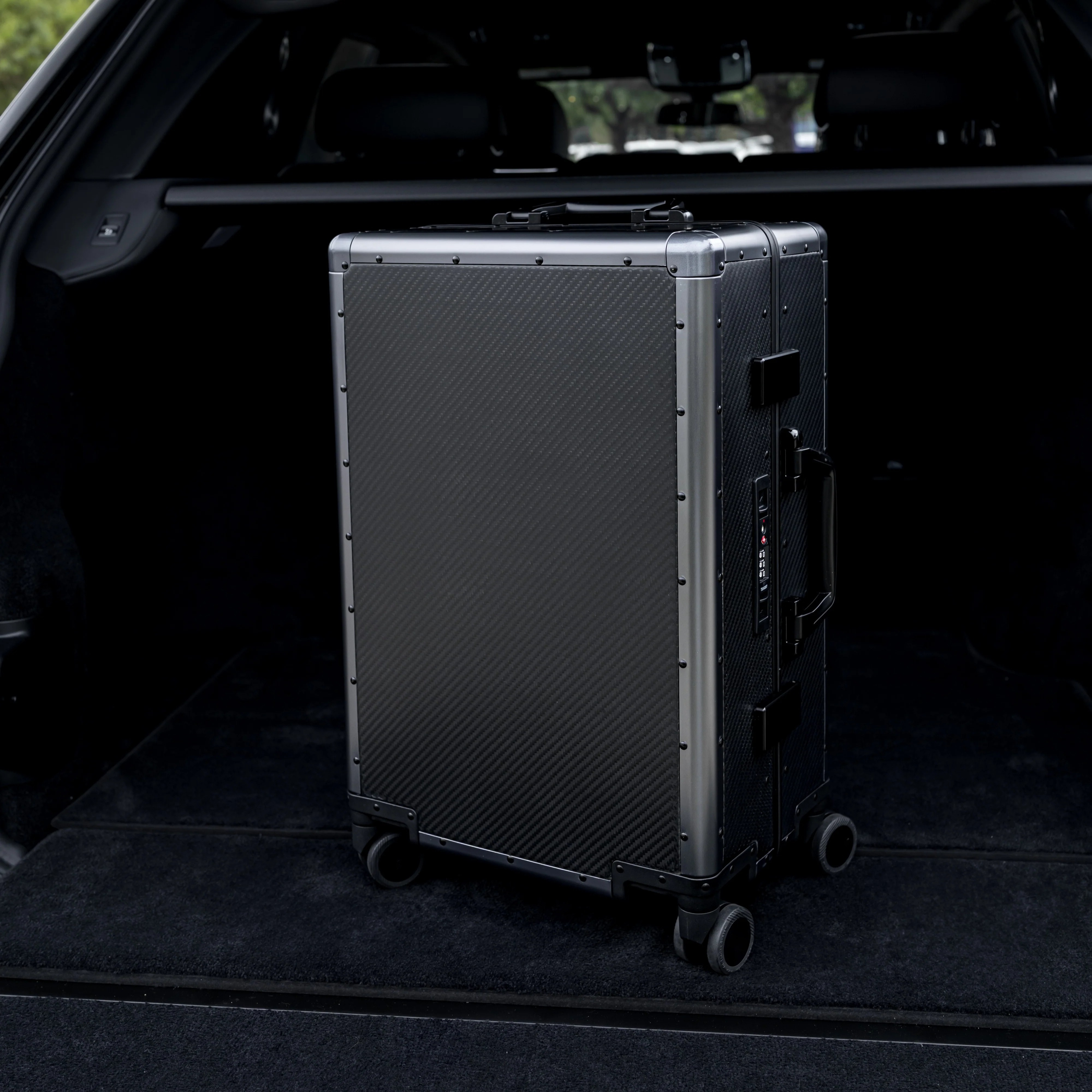 Carbonfaser Reisekoffer